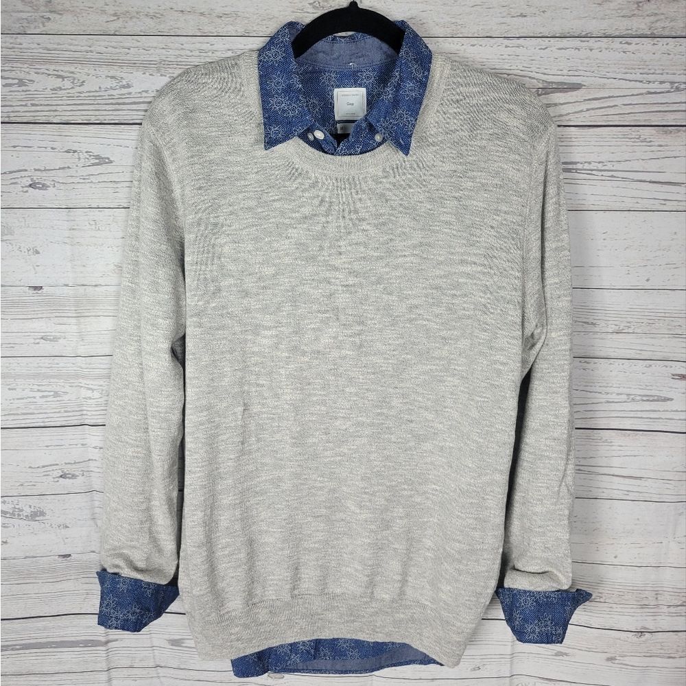 Men's Gap Button-up w/ Free Sweater, Size Mediums